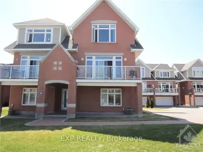 103 HARBOUR LANDING, Crystal Bay - Rocky Point - Bayshore, ON K2H 1H3