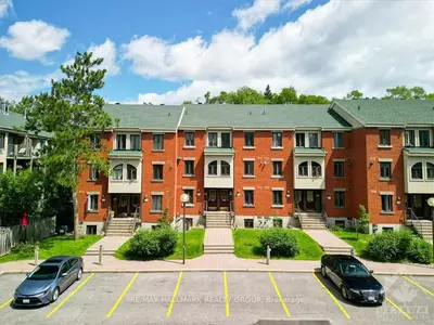 13 CRISPIN, Manor Park - Cardinal Glen and Area, ON K1K 2T7