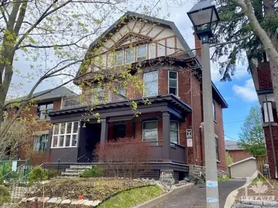 220 POWELL Avenue 1, Glebe - Ottawa East and Area, ON K1S 2A5