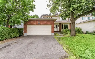 6448 BEAUSEJOUR Drive, Orleans - Convent Glen and Area, ON K1C 4V8