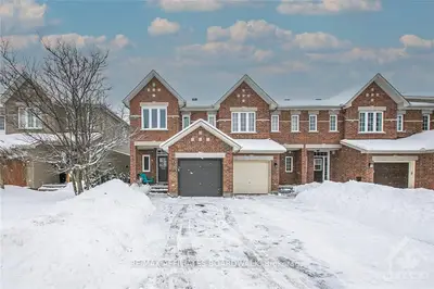 859 SCHOONER Crescent, Blossom Park - Airport and Area, ON K1V 1Y2