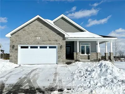 61 JIM BROWNELL Boulevard, South Stormont, ON K0C 1P0