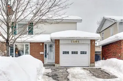 1864 CLOVERLAWN Crescent, Beacon Hill North - South and Area, ON K1J 6V2