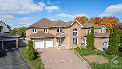 1633 ST BARBARA Street, Blossom Park - Airport and Area, ON K1T 1L8