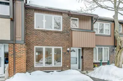 2111 MONTREAL Road 85, Beacon Hill North - South and Area, ON K1J 8M8