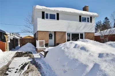1293 ERINDALE Drive, Belair Park - Copeland Park and Area, ON K2C 2G3