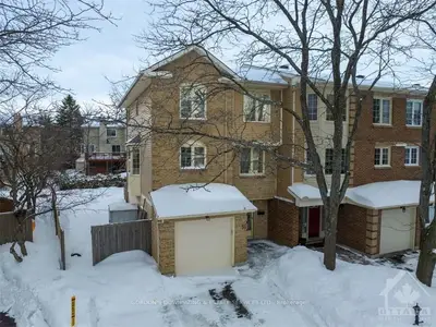 31 ARBORDALE Crescent, South of Baseline to Knoxdale, ON K2G 5C9