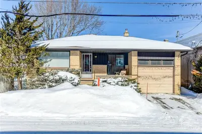 329 FRONTENAC Street, Vanier and Kingsview Park, ON K1L 6K6