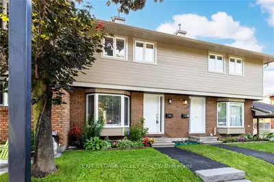 1638 DU SOMMET Place, Orleans - Convent Glen and Area, ON K1C 4Y9