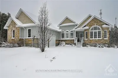 104 AARON MERRICK Drive, Merrickville-Wolford, ON K0G 1N0
