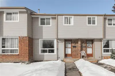 1457 PALMERSTON Drive, Cyrville - Carson Grove - Pineview, ON K1J 8N9