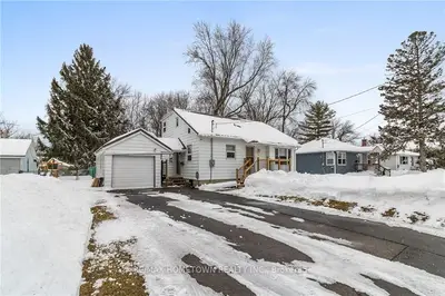 7 COWAN Avenue, Brockville, ON K6V 1W1