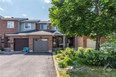 913 MARKWICK Crescent, Orleans - Cumberland and Area, ON K4A 4J1