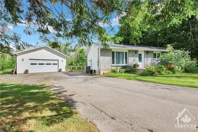 243 GOLF CLUB Road, Rideau Lakes, ON K7A 4S5