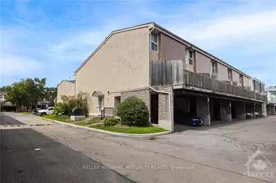 3415 UPLANDS Drive 87, Hunt Club - Windsor Park Village and Area, ON K1V 9N4