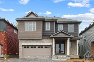 551 PAAKANAAK Avenue, Blossom Park - Airport and Area, ON K1X 0H3