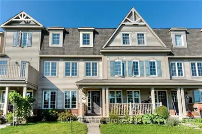 3721 RIVERBREEZE Street C, Barrhaven, ON K2J 0T1