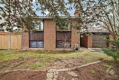 16 Coolbrook Crescent, Stittsville - Munster - Richmond, ON K0A 3P0