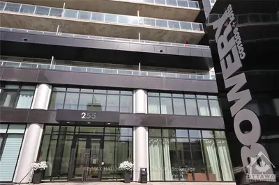 255 BAY Street 1505, Ottawa Centre, ON K1R 0C5