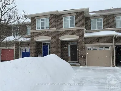 160 TRAIL SIDE Circle, Orleans - Cumberland and Area, ON K4A 5B3