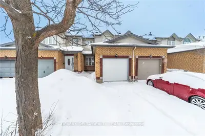 1079 BALLANTYNE Drive, Orleans - Cumberland and Area, ON K4A 4C7