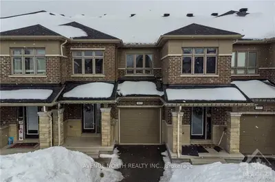 305 Lipizzaner Street, Stittsville - Munster - Richmond, ON K2S 0X8