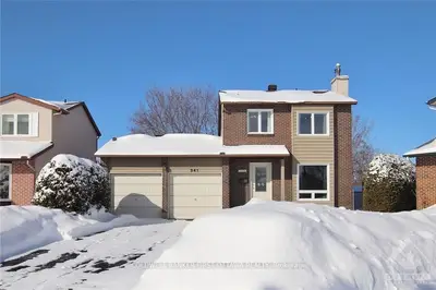 341 COTTONWOOD Crescent, Orleans - Cumberland and Area, ON K1E 2X5