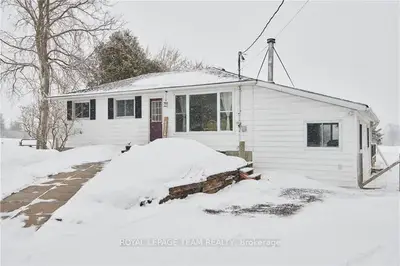 8182 Flewellyn Road, Stittsville - Munster - Richmond, On K0a 1b0