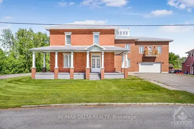 205 Water Street, Alfred and Plantagenet, ON K0B 1L0