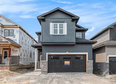 1062 KIJIK Crescent, Blossom Park - Airport and Area, ON K1X 0H1