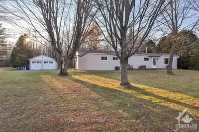 5620 ROCKDALE Road 1, Orleans - Cumberland and Area, ON K0A 3H0