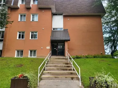103-810 KYLE Court, Brockville, ON K6V 6H6