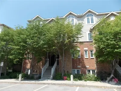 69 STEELE PARK, Cyrville - Carson Grove - Pineview, ON K1J 0J2