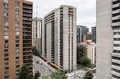 470 LAURIER Avenue W 305, Ottawa Centre, ON K1R 7W9