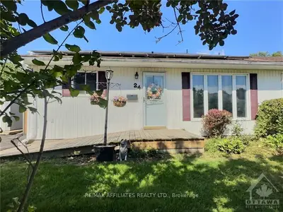 24 KAROLINA Street, Brockville, ON K6V 6L4