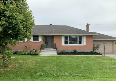 45 HILLCREST Drive, Brockville, ON K6V 3J4