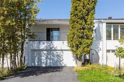 41 Grady Crescent, South of Baseline to Knoxdale, ON K2H 5S2