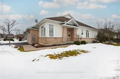 249 BULRUSH Crescent, Blossom Park - Airport and Area, ON K1T 0E6