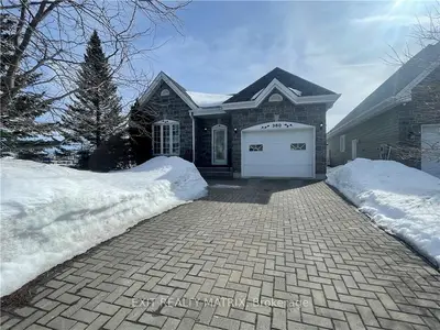 380 BELLE RIVE Street, Hawkesbury, ON K6A 3S1