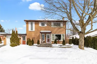 7 FAIRMONT Place, Brockville, ON K6V 3G4
