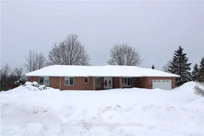 28 SOUTH POINT Drive, Rideau Lakes, ON K7A 4S5