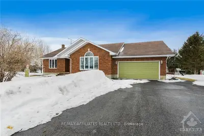 2780 GOLDFIELD Road N, North Stormont, ON K0C 1G0