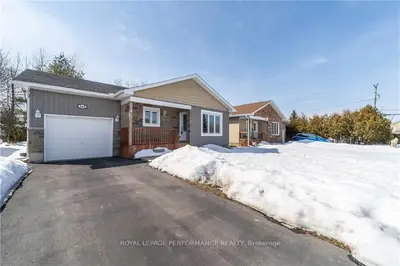 1004 TEENA COLLEEN, Greely - Metcalfe - Osgoode - Vernon and Area, ON K4P 1C6