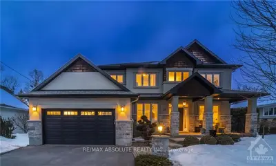 29 BEVERLY Street, Stittsville - Munster - Richmond, ON K2S 1C3