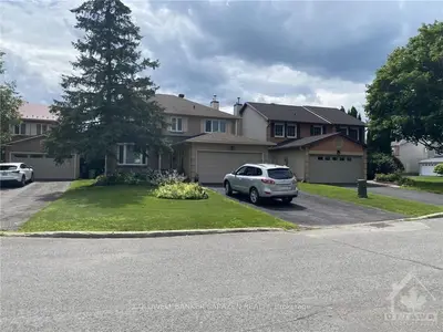 1654 SILVERTREE Place, Orleans - Convent Glen and Area, ON K1C 5C9
