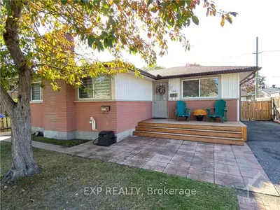 1344 AVENUE U Avenue, Alta Vista and Area, ON K1G 0E1