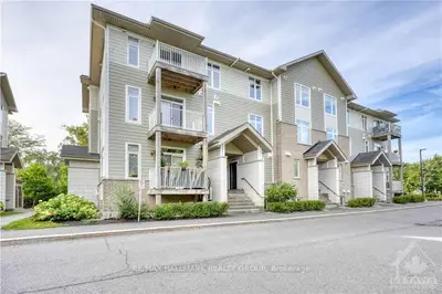 269 EVEREST B, Elmvale Acres and Area, ON K1G 4E3