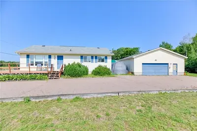 32 NORTON Road, Greater Madawaska, ON K0J 1H0