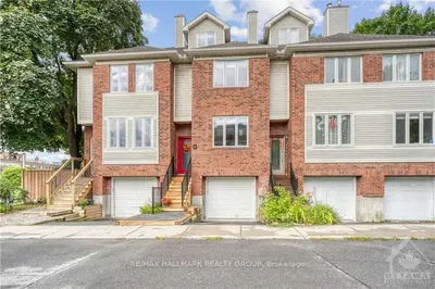 6 GWYNNE Avenue, Dows Lake - Civic Hospital and Area, ON K1Y 1W9