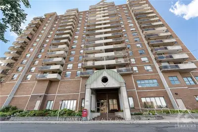 200 LAFONTAINE Avenue 305, Vanier and Kingsview Park, ON K1L 8K8
